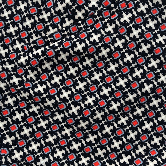 Ann Taylor modern print chino shorts - Picture 4 of 4